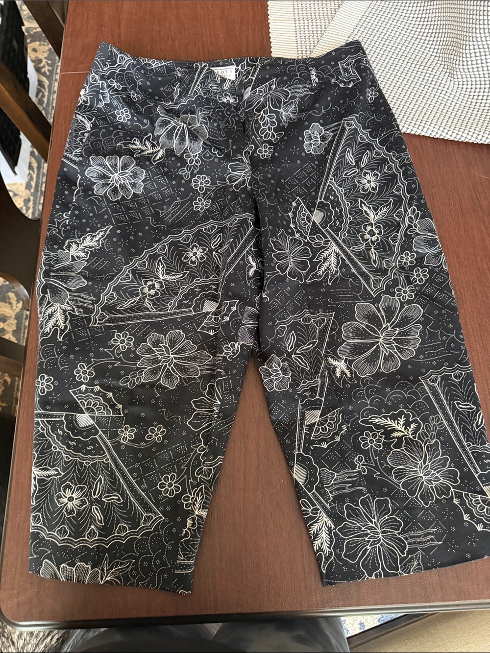 Talbots Black Floral & Bandana Print Capris